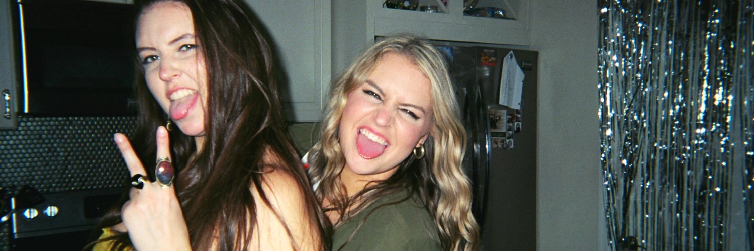 MackenzieTooth's profile banner image