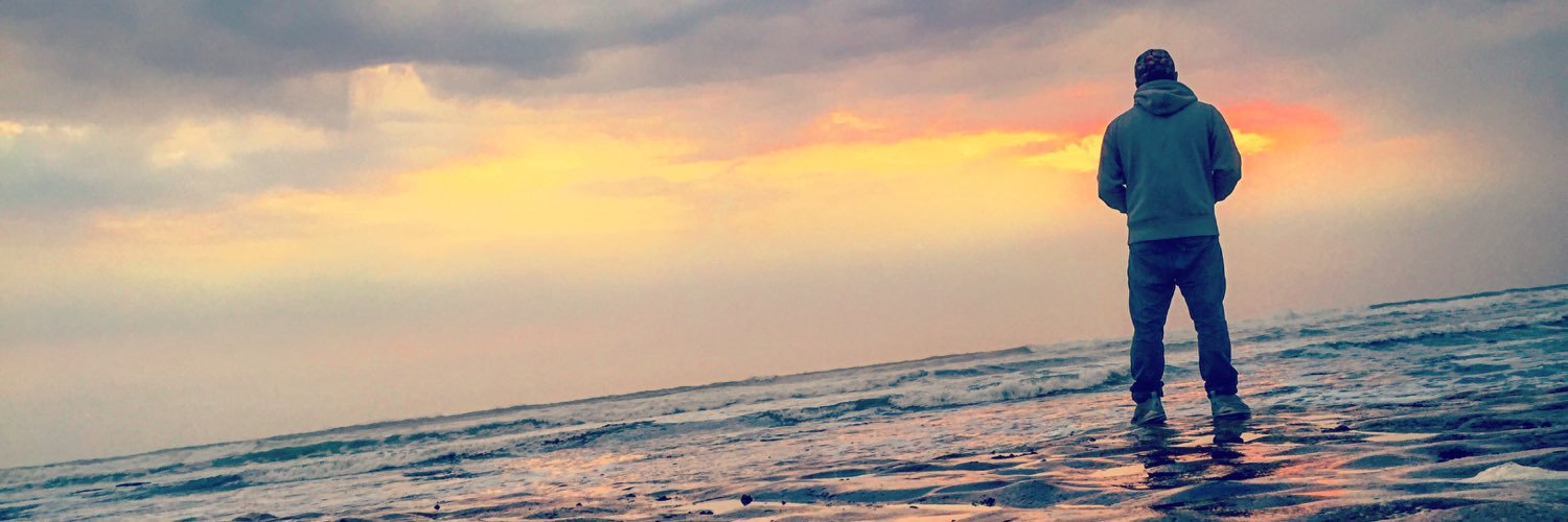 peshdd's profile banner image
