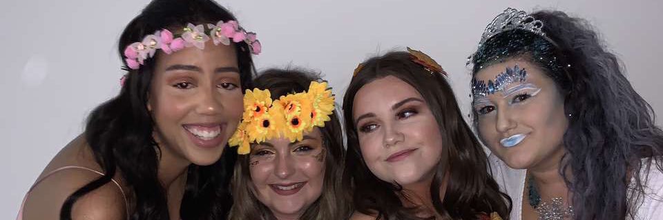 LizzieM98's profile banner image
