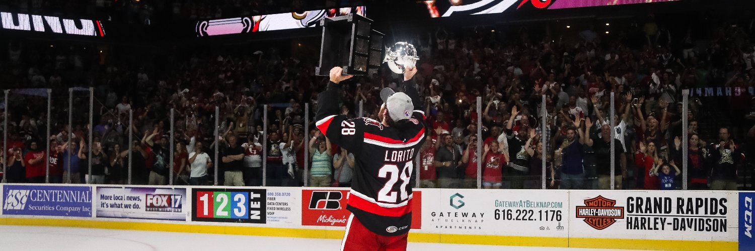 28Lorito's profile banner image