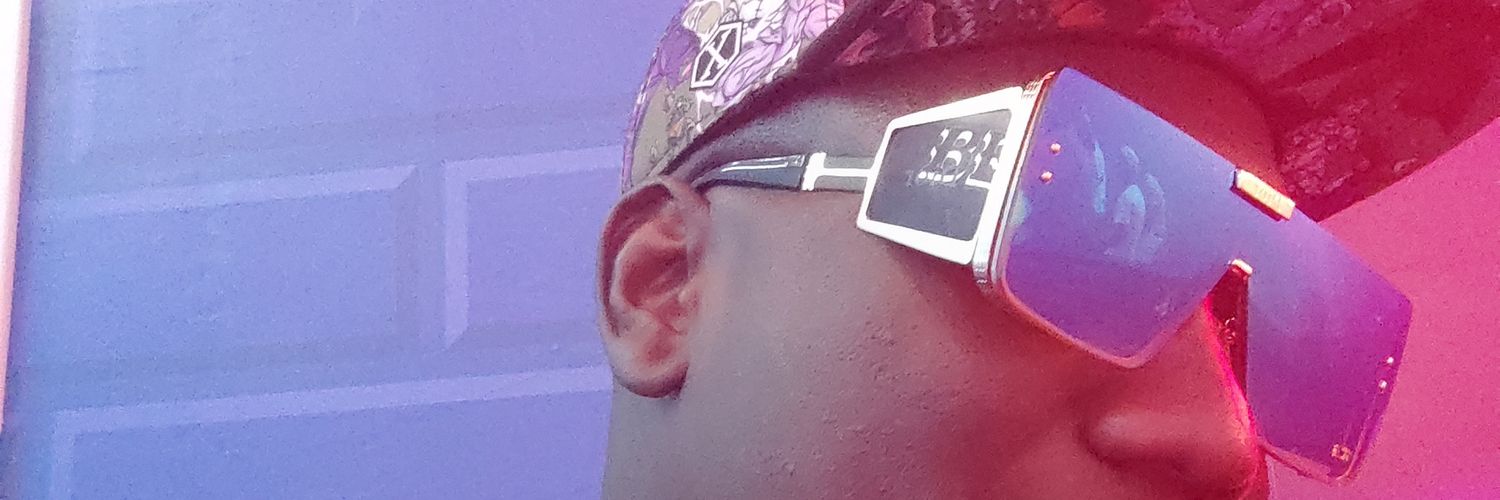 ornanmorenom's profile banner image