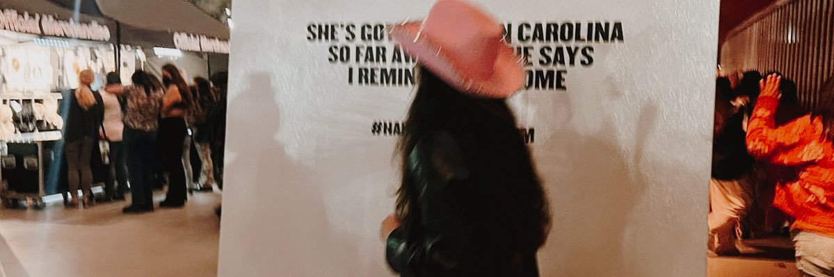 carogmrdg's profile banner image