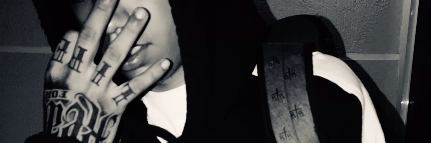 YoungLaroye's profile banner image