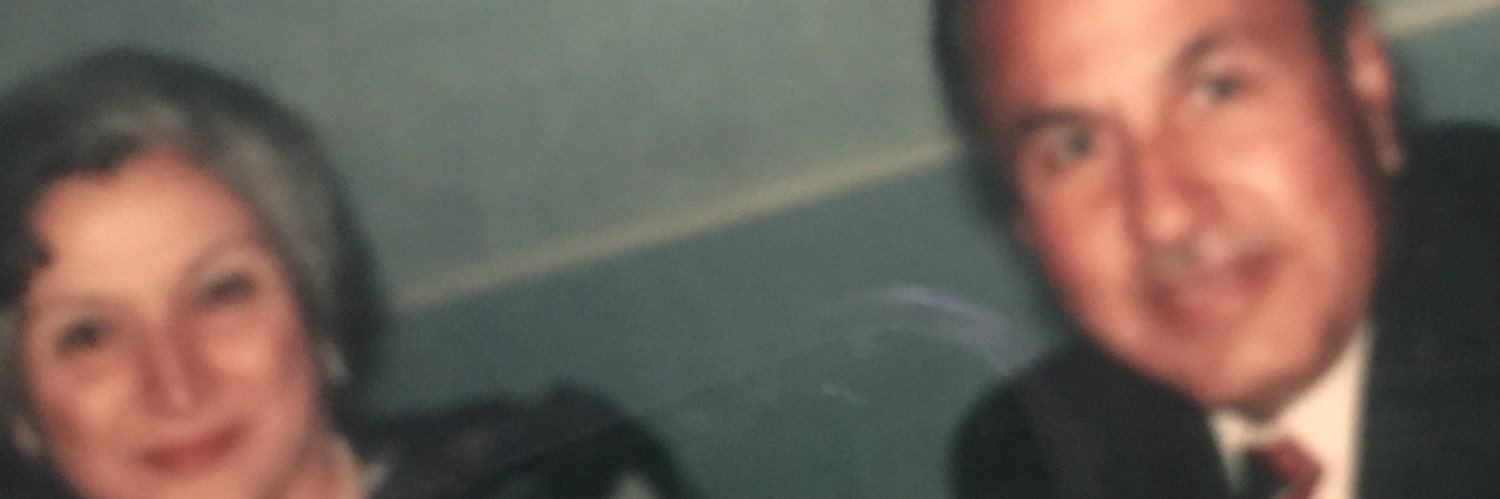 lolarossman's profile banner image