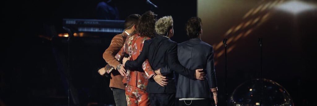 cait_1dforevaa's profile banner image