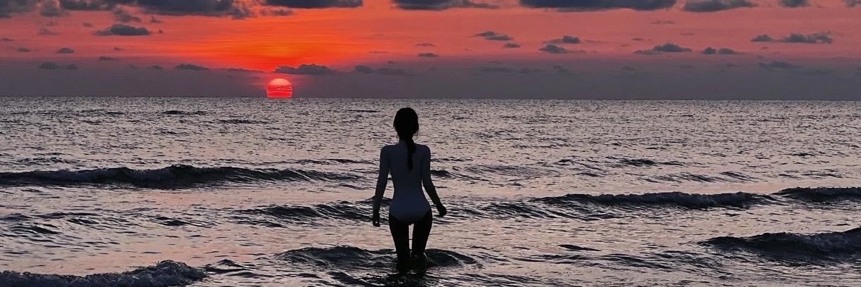 ninaluvmoney98's profile banner image