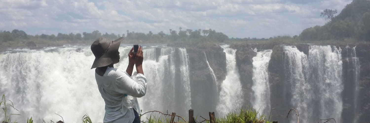 Nhangula's profile banner image