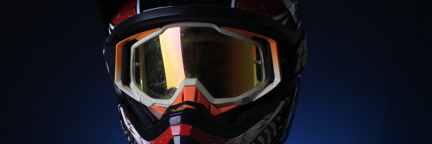 pinshiit's profile banner image