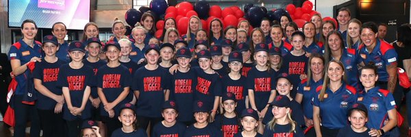 Knee_Howells Profile Banner