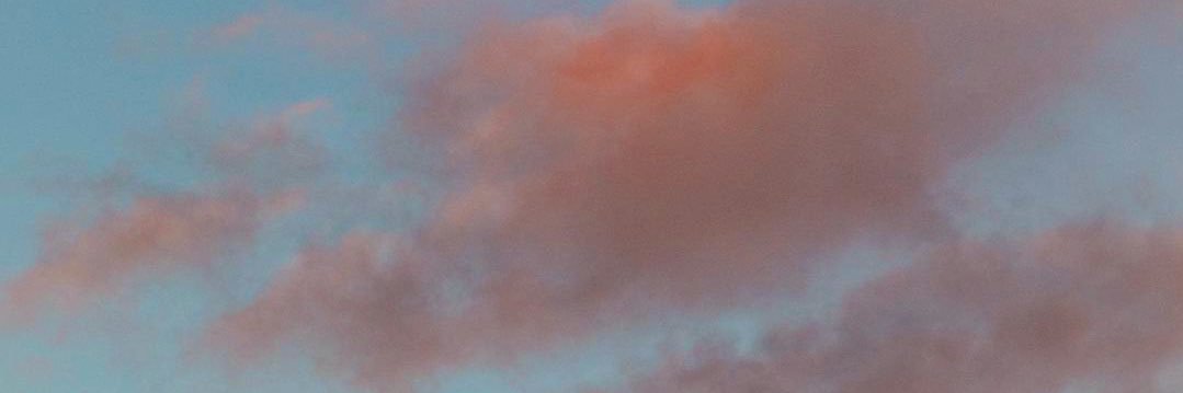 uhhjuliaa's profile banner image