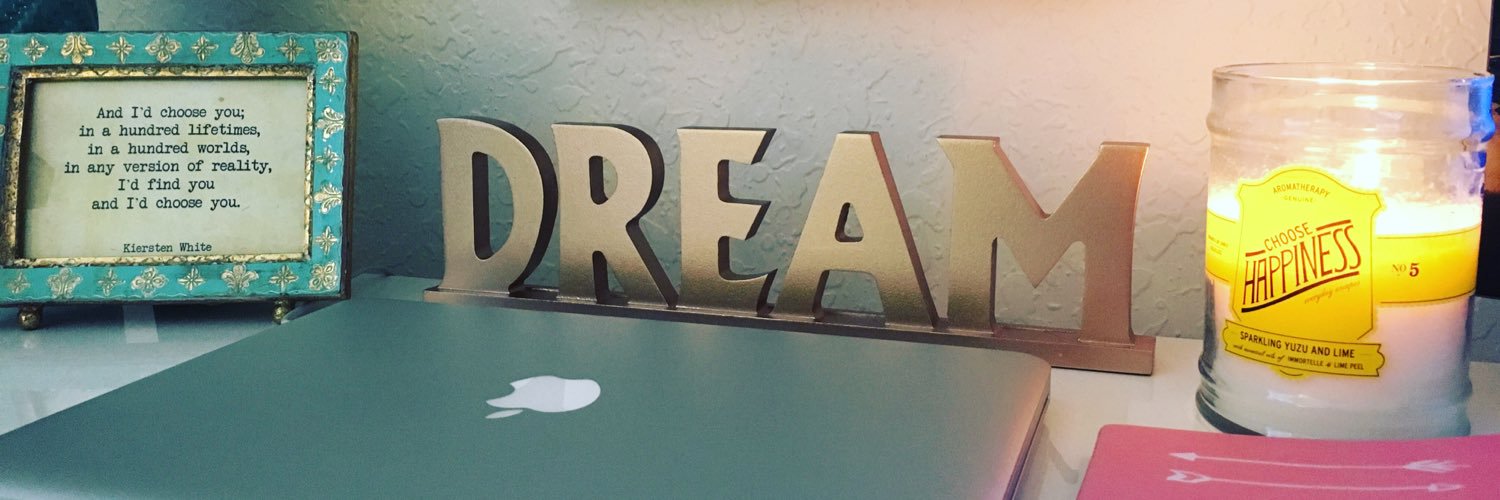 evyzdreams's profile banner image