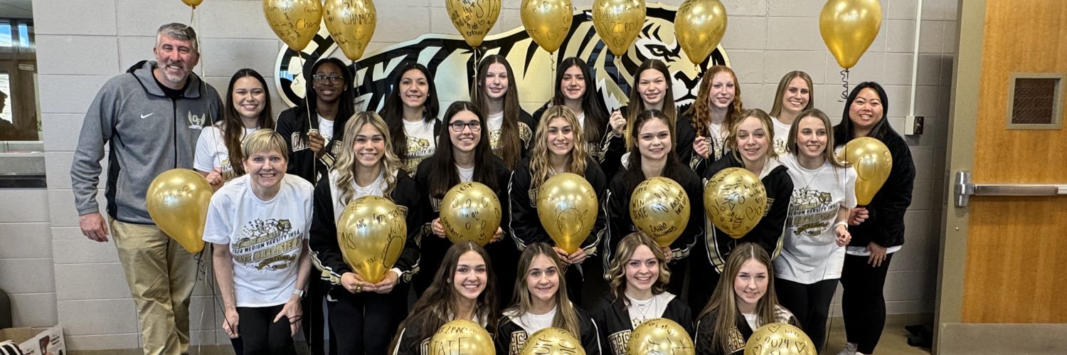 Oak Forest Cheer banner