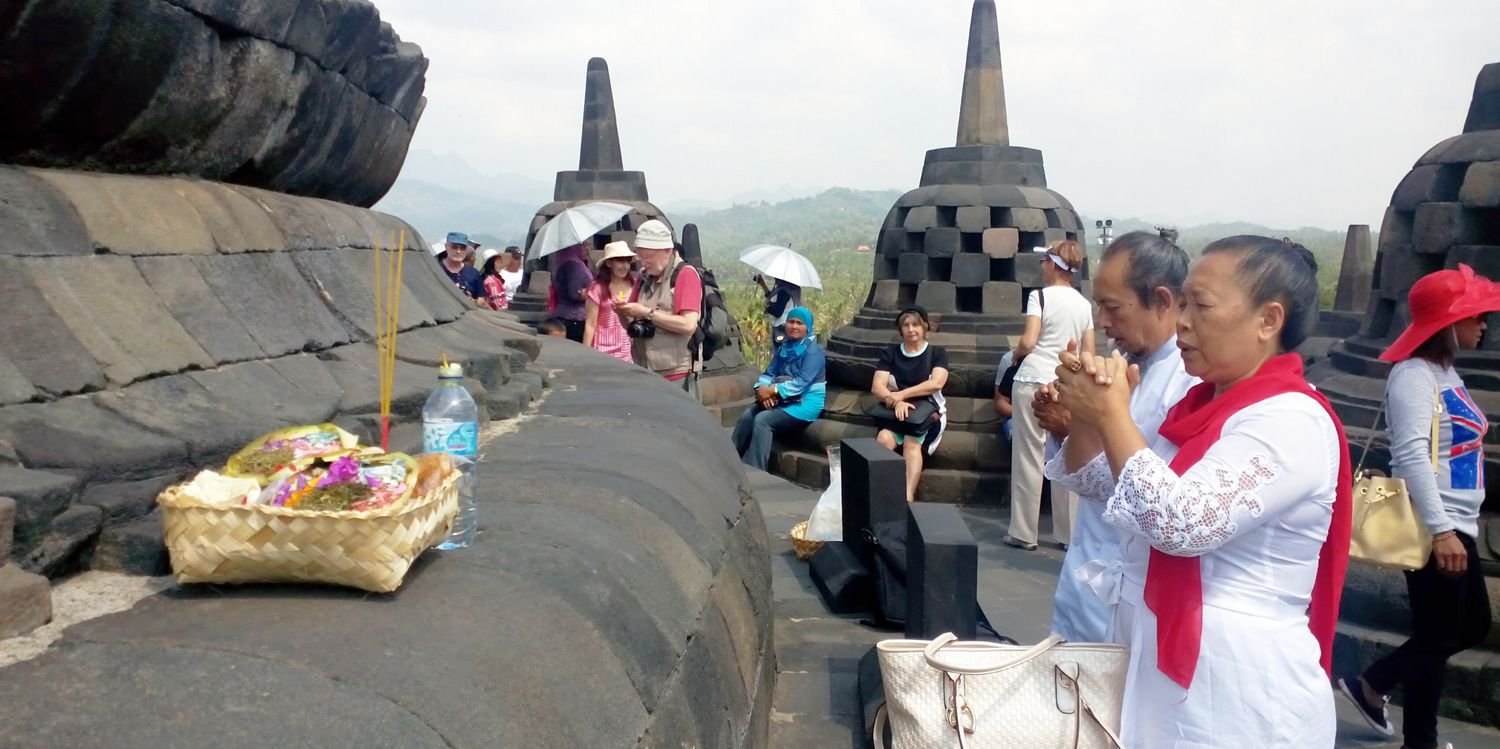 MadeYogis's profile banner image