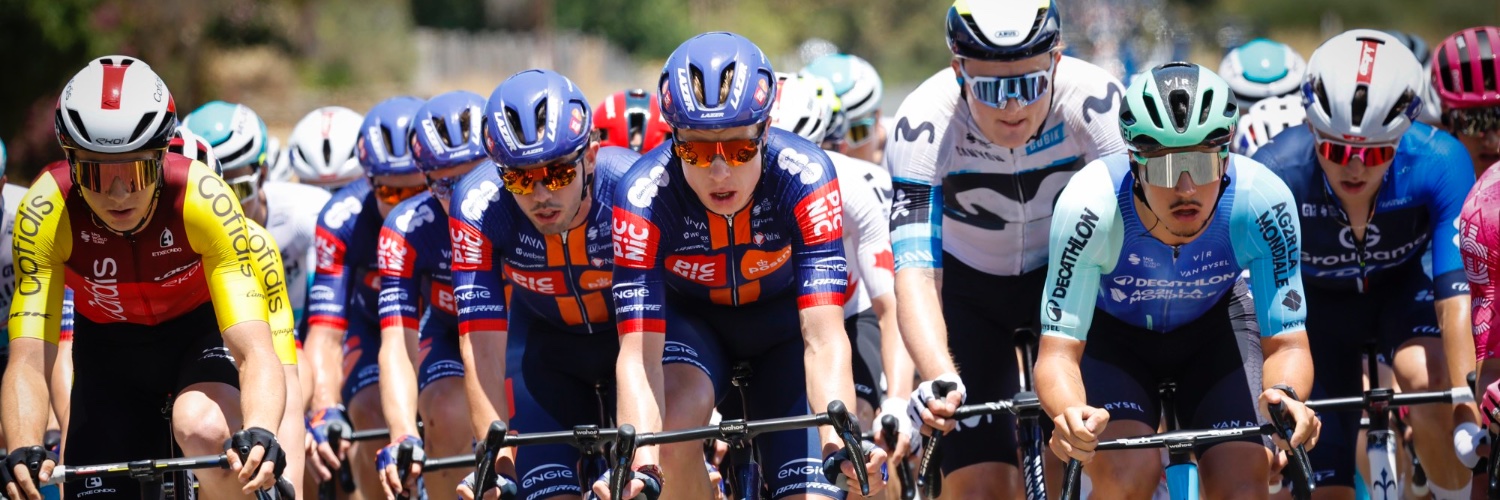 Julius van den Berg banner