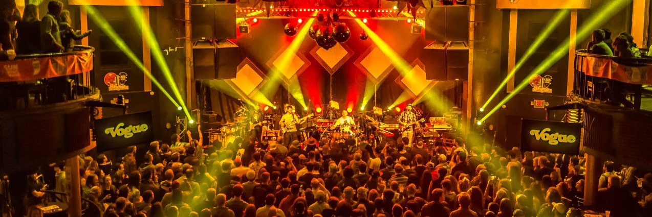 TheVogue's profile banner image