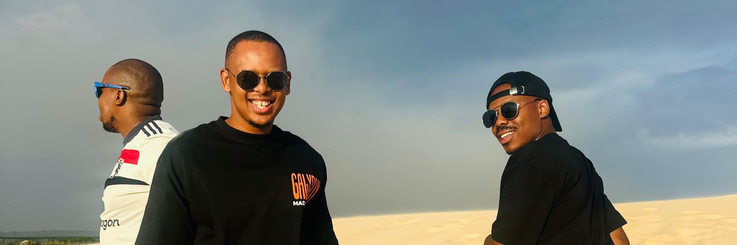 AGxowa's profile banner image