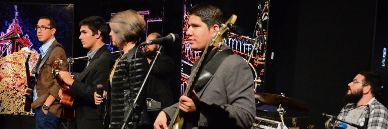 LOS SOLES banner