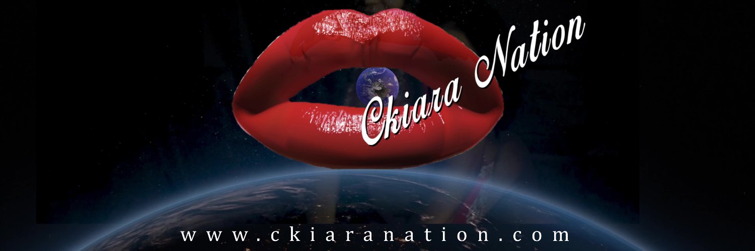 RoseCkiara's profile banner image