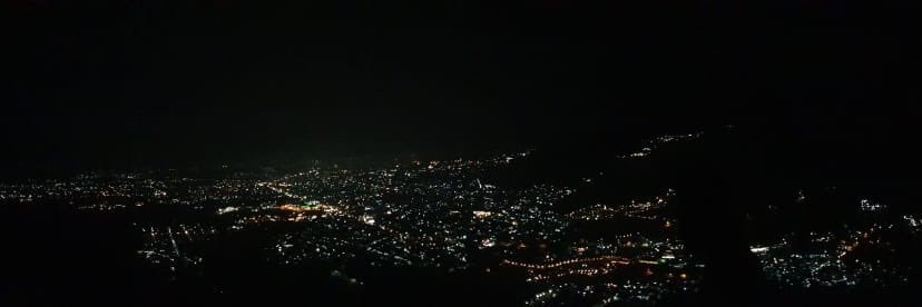 dindaahrt's profile banner image