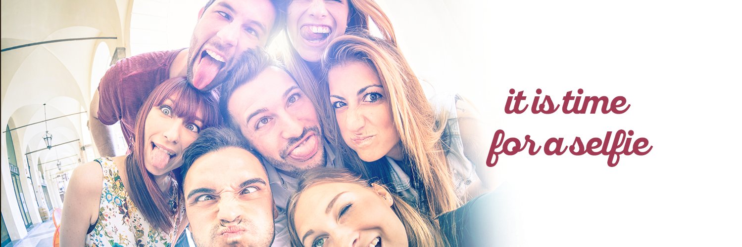 SelfiesBox's profile banner image