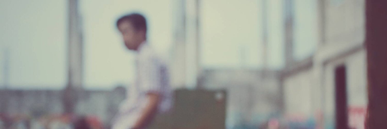 dichade's profile banner image