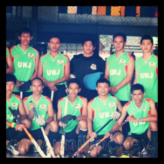 anw_ary's profile banner image