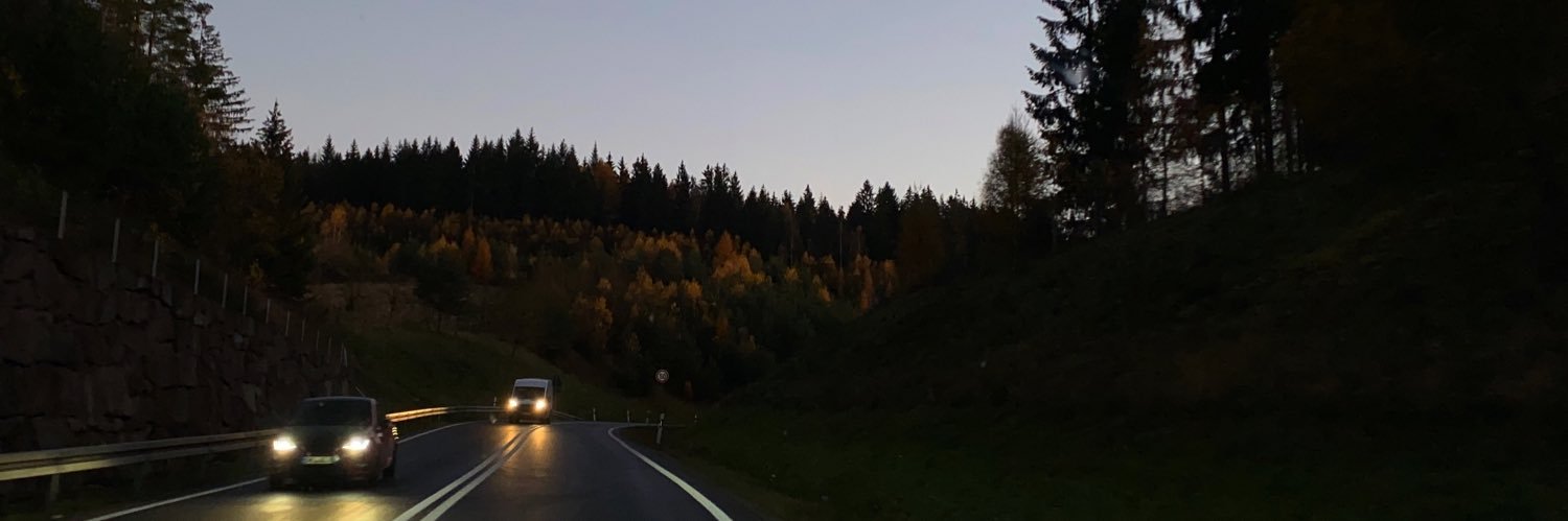 ggneiy's profile banner image