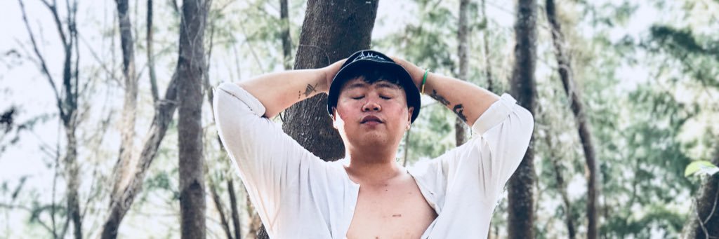 hulyano's profile banner image