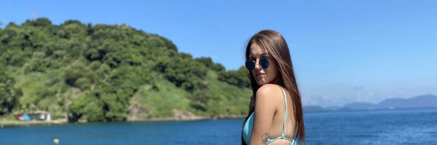 amandaadebrito's profile banner image