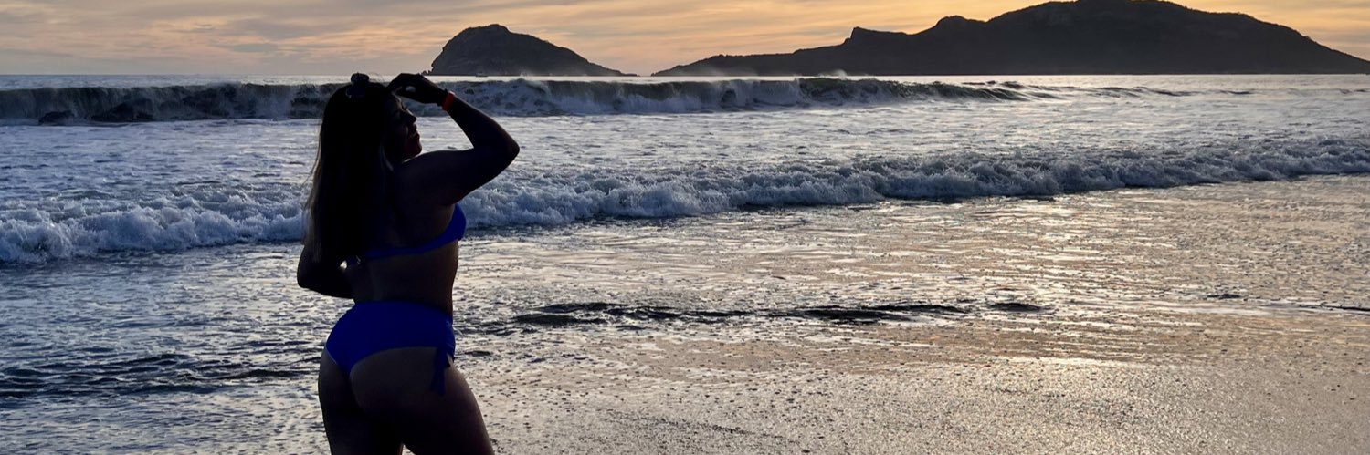 KatyaVillafuert's profile banner image