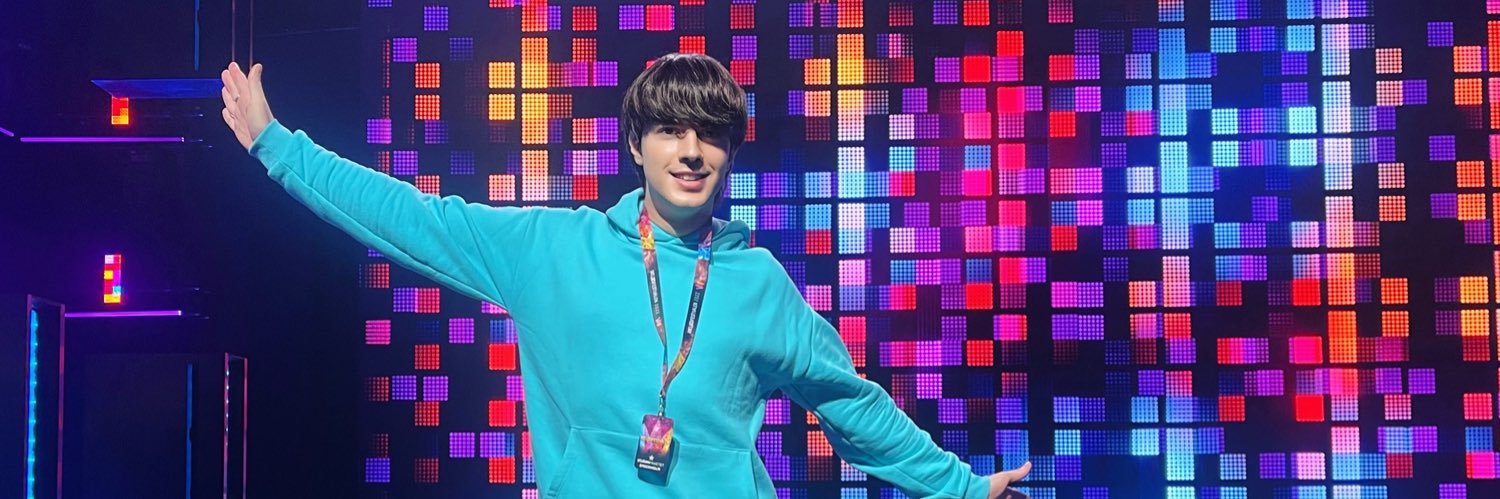 Pablo Coutto | 💜✨ banner