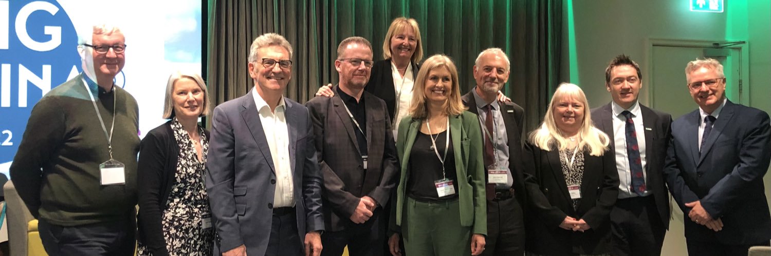 Sarah McClinton banner