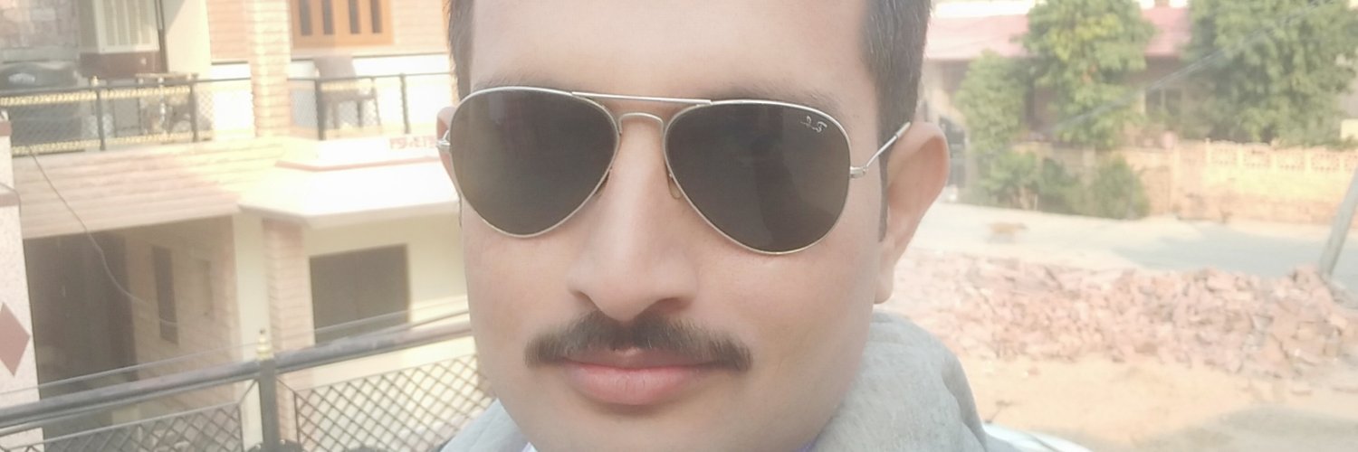 cdinesh1991's profile banner image
