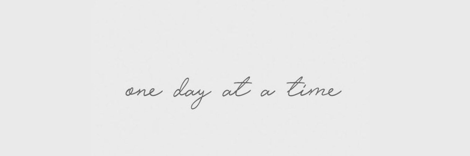 Hamda_Bee's profile banner image