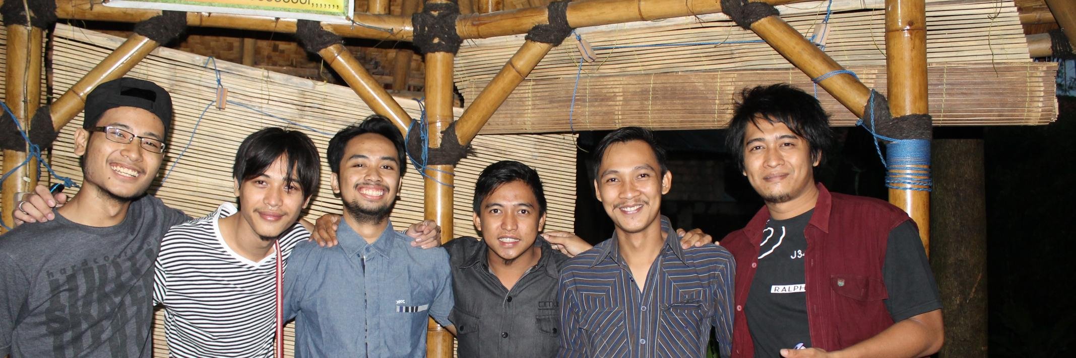 JCtnx's profile banner image