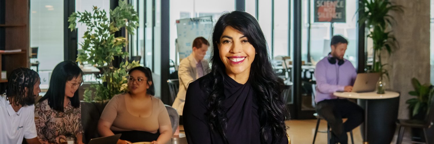 Dr. Ximena Lincolao-Gates banner