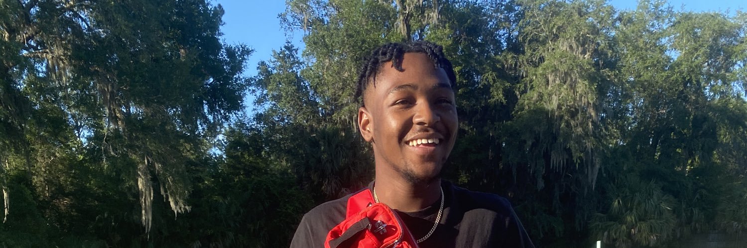 ycmcmbldn's profile banner image