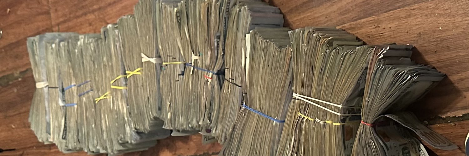 2800Block_Toine's profile banner image