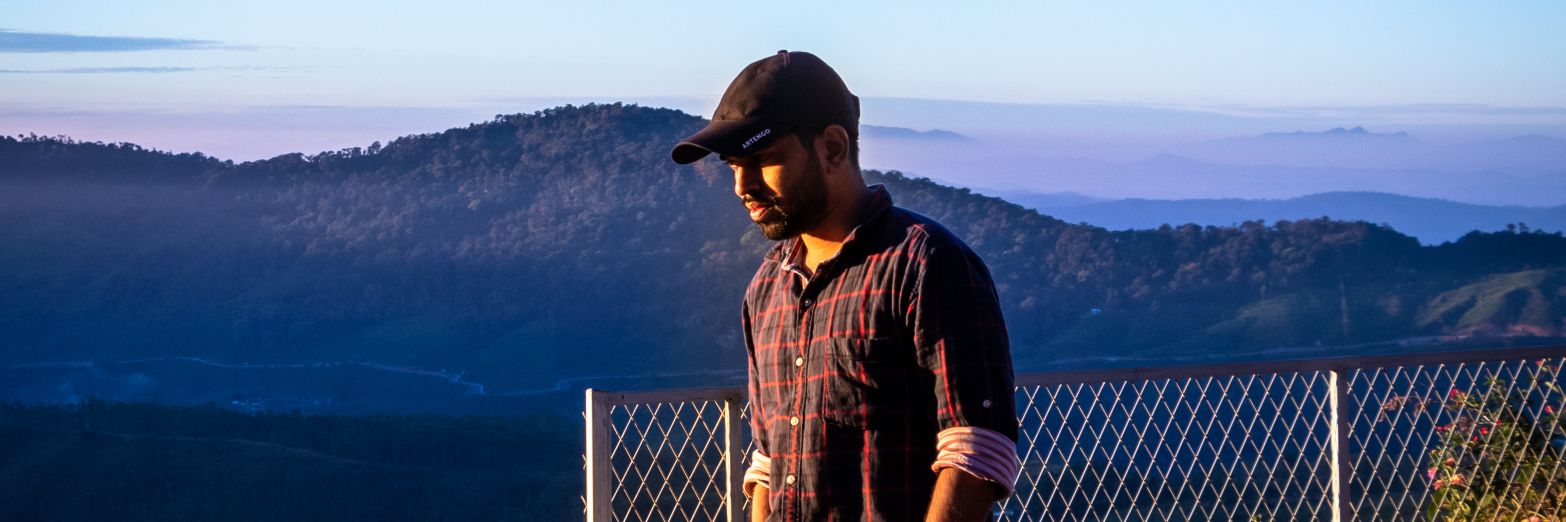Arjunzaq's profile banner image
