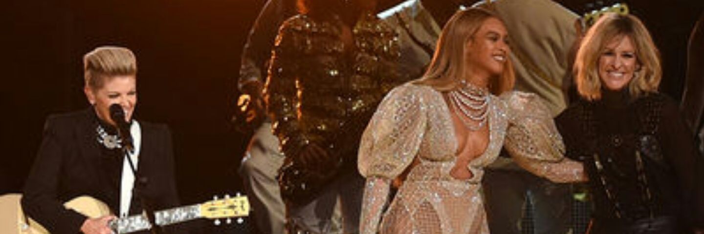 AskEmilyE's profile banner image