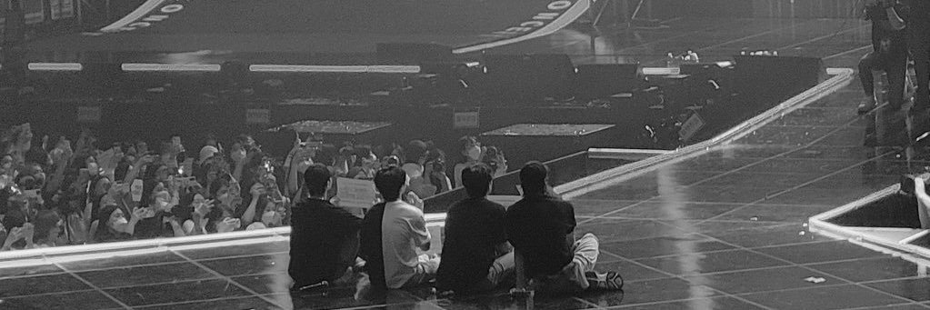 11ekdls's profile banner image