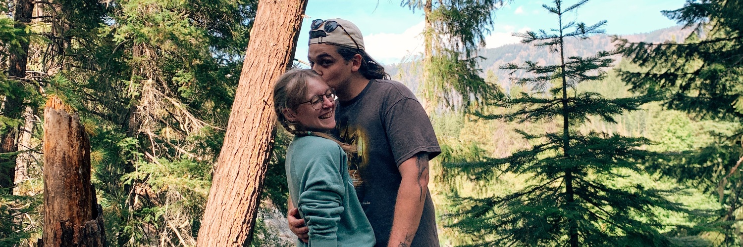 Leedsemma's profile banner image