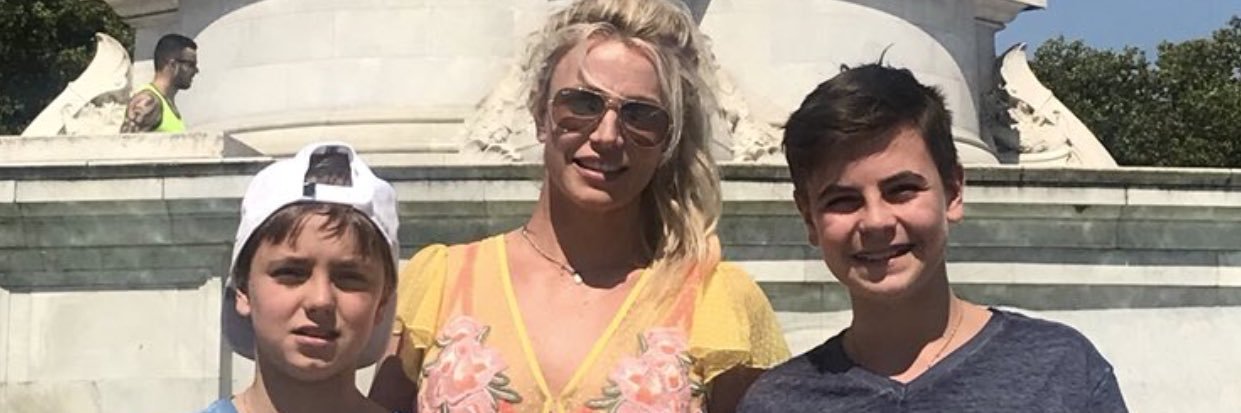 ☘️ Irish Britney Spears Fans 🇨🇮 banner