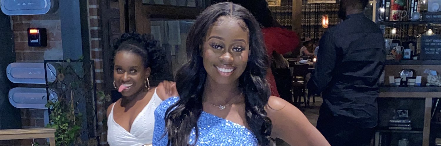 ZoeAliyah's profile banner image