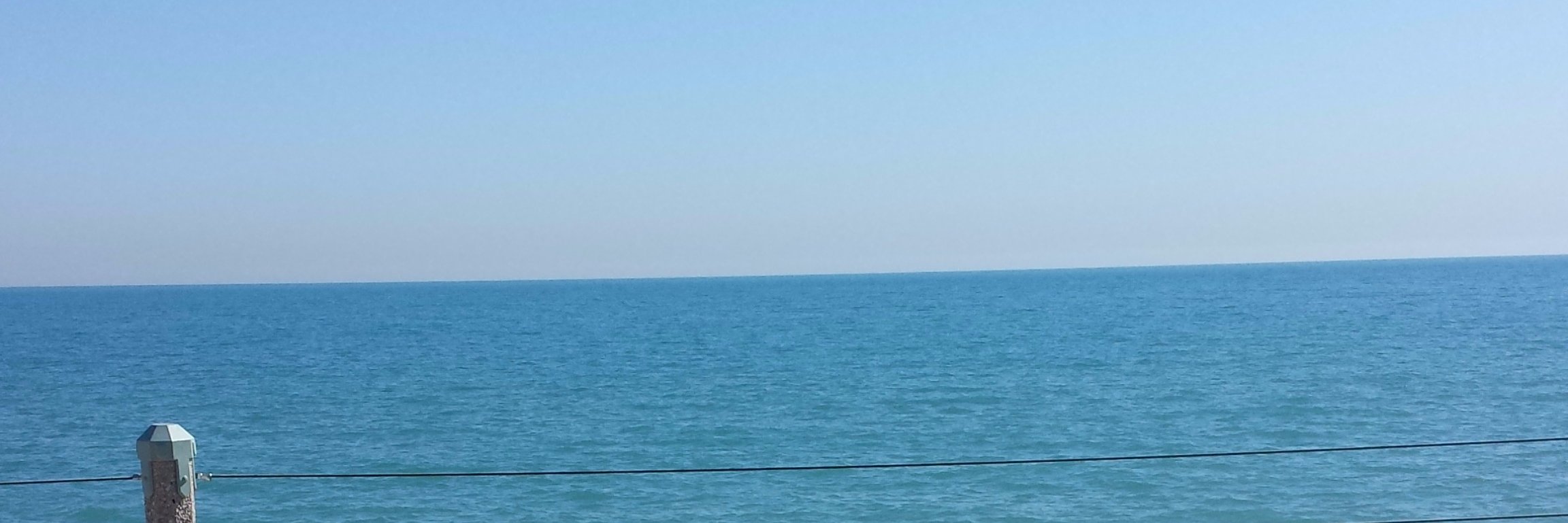 _amna_h's profile banner image
