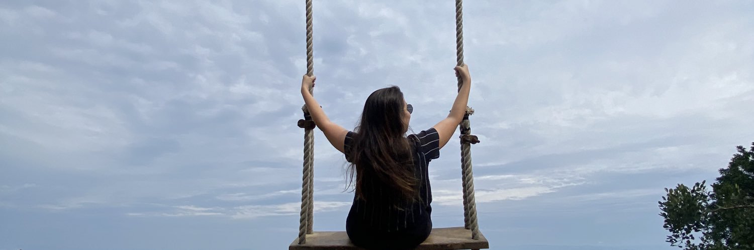 juliagoncalvs_'s profile banner image