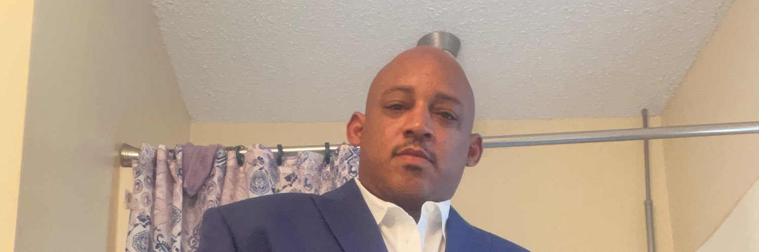 Robert Owens Jr banner