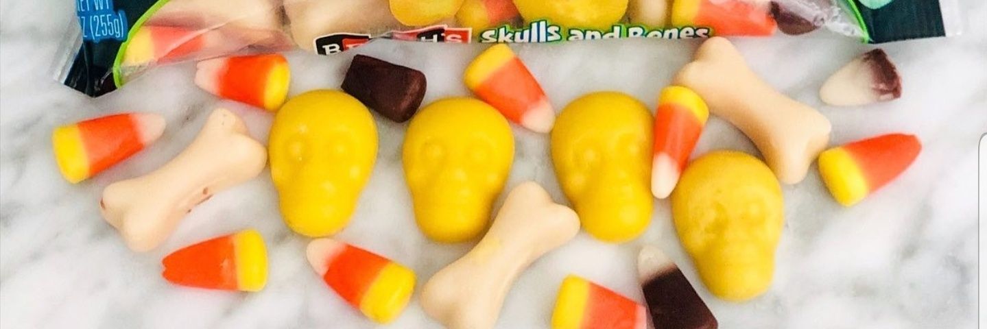 expect typos & 🍬🌽..✊🏾🏳️‍🌈 banner