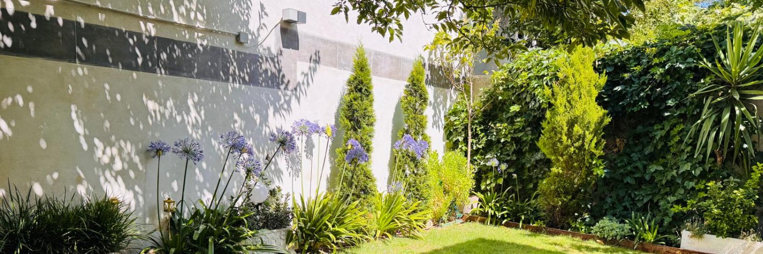 crdeprada's profile banner image