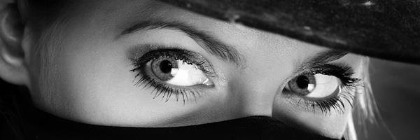 Marisa D'Vari Writes banner